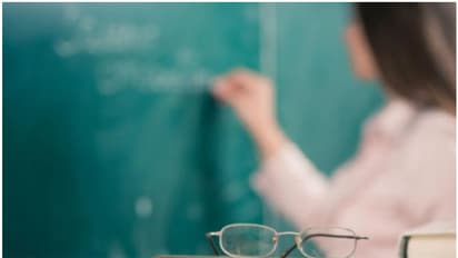 ഹയർസെക്കൻ്ററി അധ്യാപകരുടെ പൊതുസ്ഥല മാറ്റത്തിന് സ്റ്റേ; നടപടി അഡ്മിനിസ്ട്രേറ്റീവ് ട്രിബ്യൂണലിന്റേത്