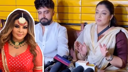Tanushree Dutta lashes out at reality TV star Rakhi Sawant for death of two boys