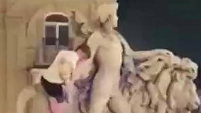 മദ്യപിച്ചെത്തി സിംഹത്തിന്റെ പുറത്ത് കയറാൻ ശ്രമം, പ്രതിമയ്ക്ക് 16 ലക്ഷം രൂപയുടെ നാശനഷ്ടമുണ്ടാക്കി ടൂറിസ്റ്റ്