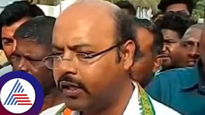 ಮಡಿವಾಳ ಸಮುದಾಯಕ್ಕೆ ನನ್ನ ತಂದೆ ಸ್ವತಃ ಕೈಯಿಂದ ಕುಕ್ಕರ್ ಕೊಟ್ಟಿಲ್ಲ; ಉಲ್ಟಾ ಹೊಡೆದ ಸಿಎಂ ಪುತ್ರ !