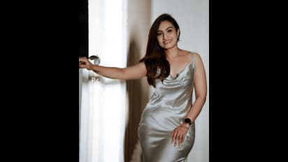 ಮಾಡರ್ನ್ ಡ್ರೆಸಲ್ಲಿ ವೈಷ್ಣವಿಗೌಡ, ಸೀತಮ್ಮಾ ಏನಮ್ಮಾ ನಿನ್ ಕಥೆ ಎಂದ ಫ್ಯಾನ್ಸ್!