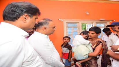 ಚಾಮರಾಜನಗರ: ಸುವರ್ಣ ನ್ಯೂಸ್ ಇಂಪ್ಯಾಕ್ಟ್, ರೋಗಕ್ಕೆ ತುತ್ತಾದ ಮಕ್ಕಳ ಭೇಟಿಯಾದ ಸಚಿವ ಗುಂಡೂರಾವ್