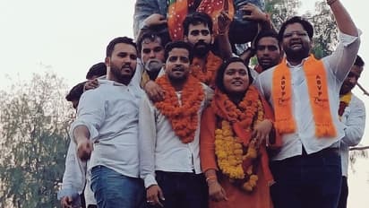 ದೆಹಲಿ ಯೂನಿವರ್ಸಿಟಿ ವಿದ್ಯಾರ್ಥಿ ಚುನಾವಣೆಯಲ್ಲಿ ಎಬಿವಿಪಿ ಜಯಭೇರಿ, 4ರಲ್ಲಿ 3 ಸ್ಥಾನ ಗೆಲುವು!