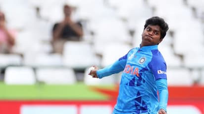 ഏഷ്യന് ഗെയിംസ്: മെഡല് സണ്ഡേ! ഇന്ത്യന് വനിതാ ക്രിക്കറ്റ് ടീം ഫൈനലില്, ബംഗ്ലാദേശിനെ എറിഞ്ഞുവീഴ്ത്തി