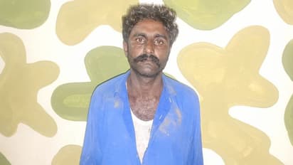 പ്രണയം പക്ഷികളോട്, കൈയില് മൂങ്ങ, അതിര്ത്തികടന്നെത്തിയ പാക് പൗരന് പിടിയില്