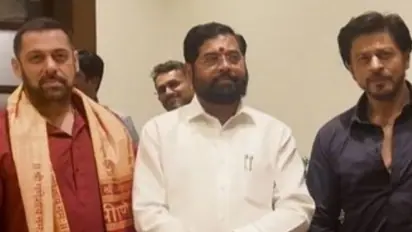 Shah Rukh, Salman Khan posing together at CM Eknath Shinde's Ganpati Darshan wins hearts of fans - WATCH