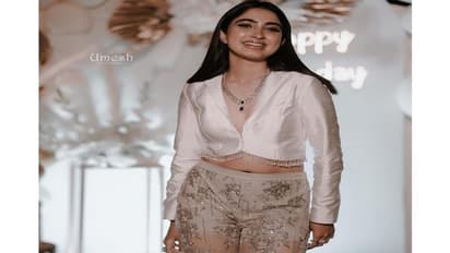 ರೂಪೇಶ್ ಶೆಟ್ಟಿ ಜೊತೆ ಬರ್ತೇ ಡೇ ಆಚರಿಸಿಕೊಂಡ ಸಾನ್ಯಾ ಆಯ್ಯರ್, ಮದ್ವೆ ಯಾವಾಗ ಕೇಳ್ತಿದ್ದಾರೆ ಫ್ಯಾನ್ಸ್!