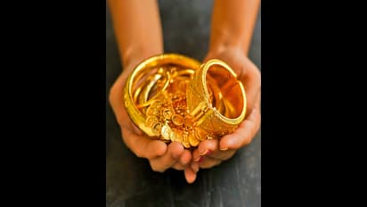 Kerala gold rate today: Prices dip by Rs 160; Check details