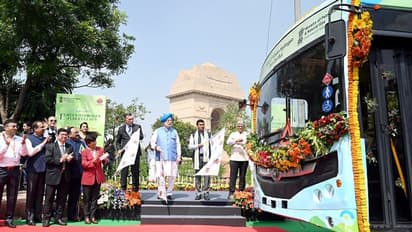 ದೇಶದ ಮೊದಲ ಹೈಡ್ರೋಜನ್ ಫ್ಯುಯೆಲ್ ಸೆಲ್ ಚಾಲಿತ ಬಸ್ ರಸ್ತೆಯಲ್ಲಿ ಓಡಾಟ ಆರಂಭಿಸಿದೆ. 