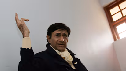 ನಟಿಯ ಕುಟುಂಬದಿಂದ ಪ್ರೀತಿಸಿದ ನಟನನ್ನು ಕೊಲ್ಲುವ ಬೆದರಿಕೆ, ದೂರವಾದ ಸೂಪರ್‌ಸ್ಟಾರ್ ಜೋಡಿ!