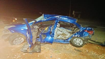 ತುಮಕೂರು: ಮಧುಗಿರಿ ಬಳಿ ಲಾರಿಗೆ ಕಾರು ಡಿಕ್ಕಿ, ಸ್ಥಳದಲ್ಲೇ ಮೂವರ ಸಾವು 