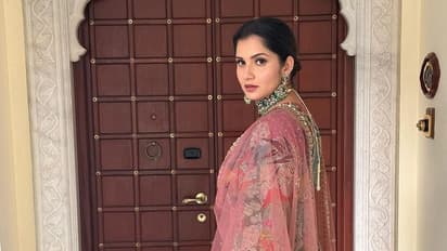 ದುಬಾರಿ ಕಾರು, ಐಷಾರಾಮಿ ಮನೆ... ಕ್ರೀಡಾಲೋಕದ ಸ್ಟೈಲಿಶ್ ಐಕಾನ್ ಸಾನಿಯಾ ಮಿರ್ಜಾ  ಆಸ್ತಿ ಮೌಲ್ಯ ಎಷ್ಟು ಕೋಟಿ?