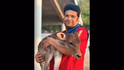  750 ರೂ. ಸಂಬಳ ಪಡೆಯೋಕೆ 50 ಓಡಾಟದ ಖರ್ಚು, ಹೆಸರು ಬದಲಾದ್ರೂ ಪ್ರಯೋಜನವಿಲ್ಲ: ಲೋಕೇಶ್ ಬಸವಟ್ಟಿ