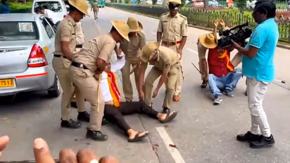 Day-long Bengaluru bandh results in Rs 1,500 crore transaction loss; check details