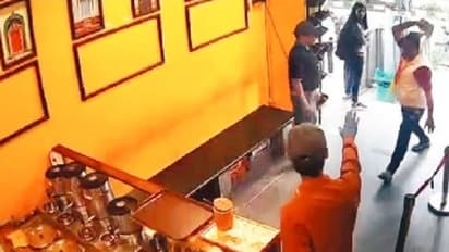 ಬೆಂಗಳೂರು: ಬಂದ್ ಮಾಡದ ಹೋಟೆಲ್ಗೆ ನುಗ್ಗಿ ಬಿಜೆಪಿಗರಿಂದ ದಾಂಧಲೆ..?