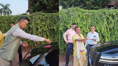 ಕಾರು ಖರೀದಿಸಿ ಭಾರತೀಯ ಸಂಪ್ರದಾಯದಂತೆ ಪೂಜೆ, ಕೊರಿಯಾ ರಾಯಭಾರಿ ನಡೆಗೆ ಭಾರಿ ಮೆಚ್ಚುಗೆ!