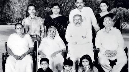 நரேந்திர மோடியின் சகோதரர்கள் பற்றி தெரியுமா.? என்ன செய்றாங்கன்னு தெரியுமா.. அதிர்ச்சி ஆயிடுவீங்க