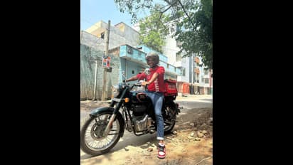 ದಿನಕ್ಕೆ 1 ಕೋಟಿ ಗಳಿಸುವ  ಡೆಲಿವರಿ ಬಾಯ್‌ಗೆ ವೇತನವಿಲ್ಲ, ಆದ್ರೂ 700 ಕೋಟಿ ರೂ ದಾನ ಮಾಡಿದ!