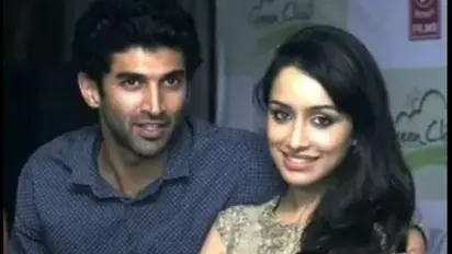 Watch: Aditya Roy Kapur and Shraddha Kapoor hug at T-Series Ganpati darshan, netizens go gala