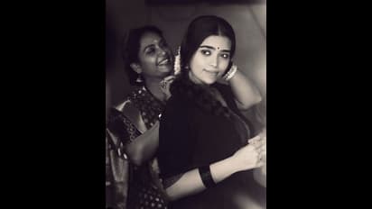 ಅಬ್ಬಬ್ಬಾ... ನಟಿ ಶ್ರುತಿ ಮಗಳು ಹೇಗಿದ್ದಾಳೆ ನೋಡಿ; ದಯವಿಟ್ಟು ಕಣ್ಣೀರಿಡಬೇಡ ಎಂದ ನೆಟ್ಟಿಗರು!  