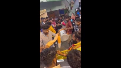 ನಡುರಸ್ತೆಯಲ್ಲಿ ತಮಟೆ ಸೌಂಡ್‌ ಕೇಳಿ ಕುಣಿದು ಕುಪ್ಪಳಿಸಿದ 'ಭಾಗ್ಯ ಲಕ್ಷ್ಮಿ' ವೈಷ್ಣವ್!