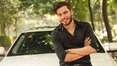 कौन हैं नितीश राजपूत? IT इंजीनियर से यूट्यूबर बनकर हर मंथ कमा रहा 25 लाख रु.