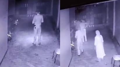 'അധ്യാപകന്റെ ബൈക്കിൽ തോക്ക്', ആയുധക്കടത്തെന്ന കുറ്റം ചുമത്തി അറസ്റ്റ്; എല്ലാം 'മുകളിലൊരാൾ' കണ്ടു, ട്വിസ്റ്റ്