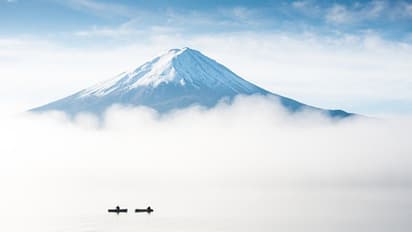 മഴയ്ക്കൊപ്പം പ്ലാസ്റ്റിക്കും പെയ്യുമോ?; മേഘങ്ങളിലും വായുവിലും മൈക്രോപ്ലാസ്റ്റിക്സ് സ്ഥിരീകരിച്ച് ശാസ്ത്രജ്ഞർ 