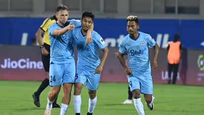 ISL 2023-24: Mumbai City FC's coach Des Buckingham praises players' character in 2-2 draw against Odisha FC