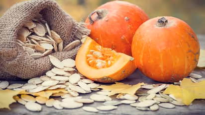 മത്തങ്ങ വിത്തുകൾ വെറുതേ കളയേണ്ട; അറിയാം ഈ ഗുണങ്ങള്‍...