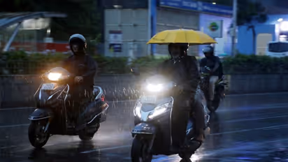 Chennai Rains: சென்னையில் இன்று இரவு கொட்டப் போகிறது கனமழை; மக்களே உஷார்!!