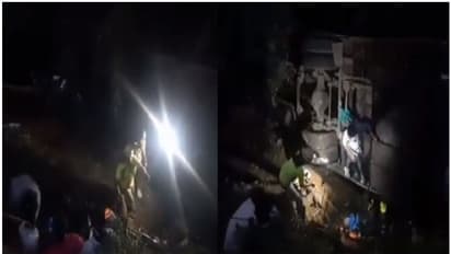 നീലഗിരിയെ നടുക്കി അപകടം, 50 അടി താഴ്ചയിൽ കൊക്കയിലേക്ക് ബസ് മറിഞ്ഞു, 8 മരണം; രക്ഷാപ്രവർത്തനം തുടരുന്നു