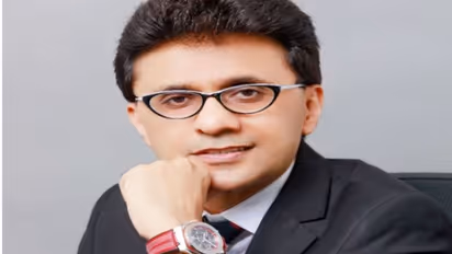 मुकेश अंबानी की तरह चॉल में रहता था ये बिजनेसमैन,अब दुबई में खरीदा आलीशान विला