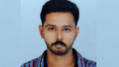 കുളിമുറിയിൽ കുഴഞ്ഞ് വീണ് യുവാവിന് ദാരുണാന്ത്യം