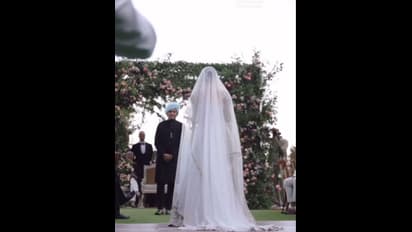 23ಕ್ಕೆ ಮದುವೆ 25ಕ್ಕೆ ವಿಚ್ಚೇದನ, 38ನೇ ವಯಸ್ಸಿಗೆ  ಮತ್ತೊಮ್ಮೆ ಮದುವೆಯಾದ ಬಾಲಿವುಡ್‌ ನಟಿ ಮಹಿರಾ 