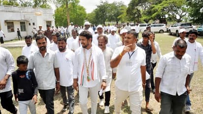 ಪಾದಯಾತ್ರೆ ನಡೆಸಿದ ಶಾಸಕ ದರ್ಶನ್ : ಸೂಕ್ತ ಸೌಲಭ್ಯ ಭರವಸೆ