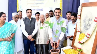 ಗಾಂಧಿ ಗ್ರಾಮ ಸ್ವರಾಜ್ಯ ಕಲ್ಪನೆ ಈಗ ಪ್ರಸ್ತುತ : ಗ್ರಾಮಗಳ ಪುನುರುತ್ಥಾನವಾಗದೇ ಭವಿಷ್ಯವಿಲ್ಲ