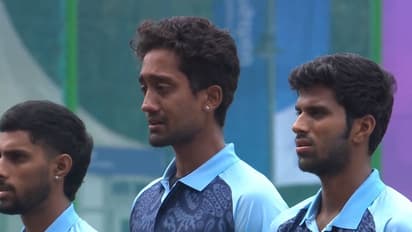 Asian Games ಭಾರತ ಪರ ಪಾದಾರ್ಪಣೆ ಮಾಡಿ ರಾಷ್ಟ್ರಗೀತೆ ಹಾಡುವಾಗ ಆನಂದ ಭಾಷ್ಪ ಸುರಿಸಿದ ಆರ್ ಸಾಯಿ ಕಿಶೋರ್..!