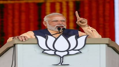 तेलंगाना में PM मोदी का जबरदस्त वेलकम, यकीन नहीं तो तस्वीरें देख लीजिए...