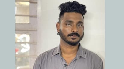 2020 -ൽ റൂമിൽ 16 കിലോ പൊതി ഉപേക്ഷിച്ചു കടന്നു, വെട്ടിച്ച് കടന്നത് പലവട്ടം, പക്ഷെ വിടാതെ പൊലീസ്, അറസ്റ്റ്