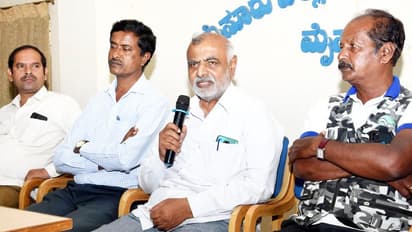 ರಾಜಕಾರಣಿಗಳ ಸ್ವಯಂಕೃತ ಅಪರಾಧದಿಂದ ಜನರಿಗೆ ತೊಂದರೆ