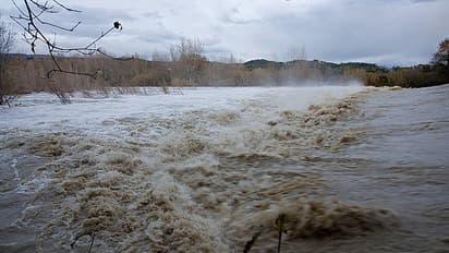 മിന്നൽ പ്രളയം പതിവാകുന്നു, അഫ്ഗാനിസ്ഥാനിൽ കനത്ത മഴയിലും വെള്ളപ്പൊക്കത്തിലും 50 പേർ മരിച്ചു