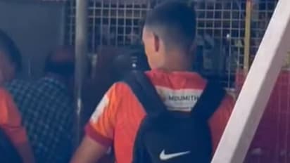 കോഴിക്കോട്ടെ ബിവറേജിൽ ക്യൂ നിന്ന് മദ്യം വാങ്ങി സ്പാനിഷ് ഫുട്ബോൾ സൂപ്പർ താരം!; പ്രചരിക്കുന്ന വീഡിയോയിലെ സത്യം