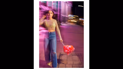 ಟ್ರಾನ್ಸ್‌ಪೆರೆಂಟ್‌ ಡ್ರೆಸ್‌ನಲ್ಲಿ ಕಂಡ ಚೈತ್ರಾ ಆಚಾರ್‌: ನೀವು ಕನ್ನಡದ ಉರ್ಫಿ ಜಾವೇದ್ ಅನ್ನೋದಾ ನೆಟ್ಟಿಗರು!