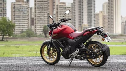 നിത്യോപയോഗത്തിനും ബെസ്റ്റാ! ഇതാ കുറഞ്ഞ വിലയുള്ള ചില കിടിലൻ സ്പോർട്സ് ബൈക്കുകൾ