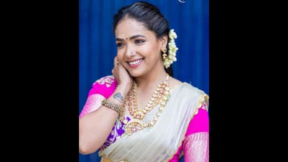 ಲಂಗ ದಾವಣಿ ತೊಟ್ಟು 'ಏನು ಹೇಳಿ ಅಂದನಾ' ಎಂದ ಅನುಪಮಾ ಗೌಡ: ಅಕ್ಕನ ಸೌಂದರ್ಯಕ್ಕೆ ಕವಿಗಳಾದ ಫ್ಯಾನ್ಸ್‌!