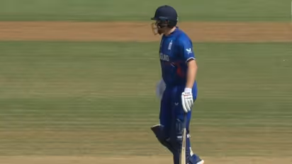 ENG vs NZ: 2023 உலகக் கோப்பை – முதல் சிக்ஸர் அடித்து ரன் கணக்கை தொடங்கிய ஜானி பேர்ஸ்டோவ்!