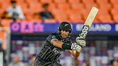 Cricket World Cup: ಕಿವೀಸ್‌ ಬ್ಯಾಟಿಂಗ್‌ ಪ್ರಹಾರ, ವಿಶ್ವ ಚಾಂಪಿಯನ್‌ ಇಂಗ್ಲೆಂಡ್‌ಗೆ ಸೋಲಿನ ಹಾರ!