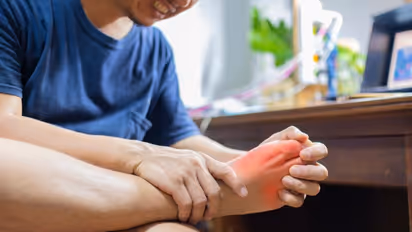 ഗൗട്ട് വേദന കഠിനമാണോ? ഡയറ്റില് ഉള്പ്പെടുത്താം ഈ പച്ചക്കറി...