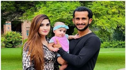 ఇండియాలోని కుటుంబాన్ని కలిసిన పాకిస్తాన్ బౌలర్ హసన్ అలీ భార్య సామియా